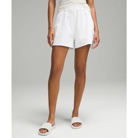 Lululemon Cinchable Waist HR White Woven Short 3.5" Relaxed Fit Sz L - Picture 1 of 10